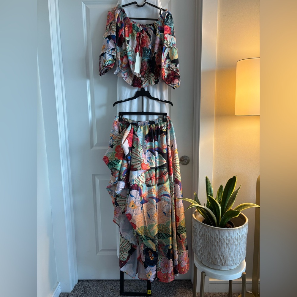 Brand New floral set